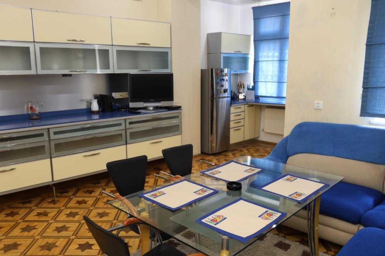 Azneft Royal Suite Apartment Sea View Bakoe Buitenkant foto