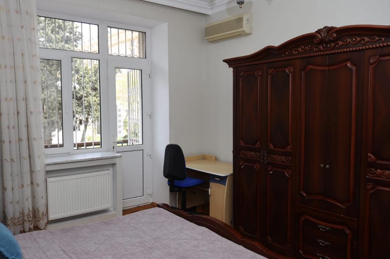 Azneft Royal Suite Apartment Sea View Bakoe Buitenkant foto