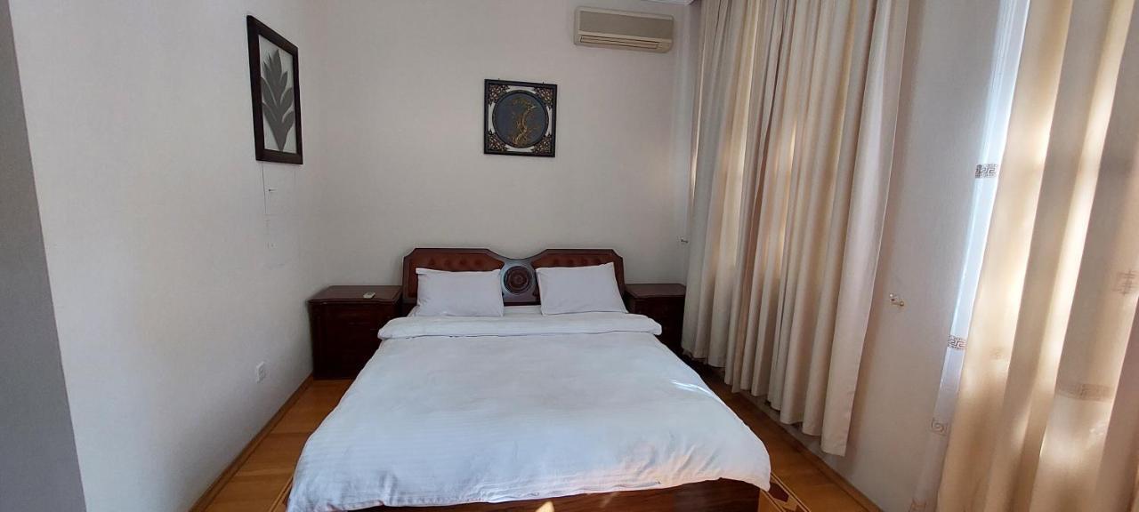 Azneft Royal Suite Apartment Sea View Bakoe Buitenkant foto