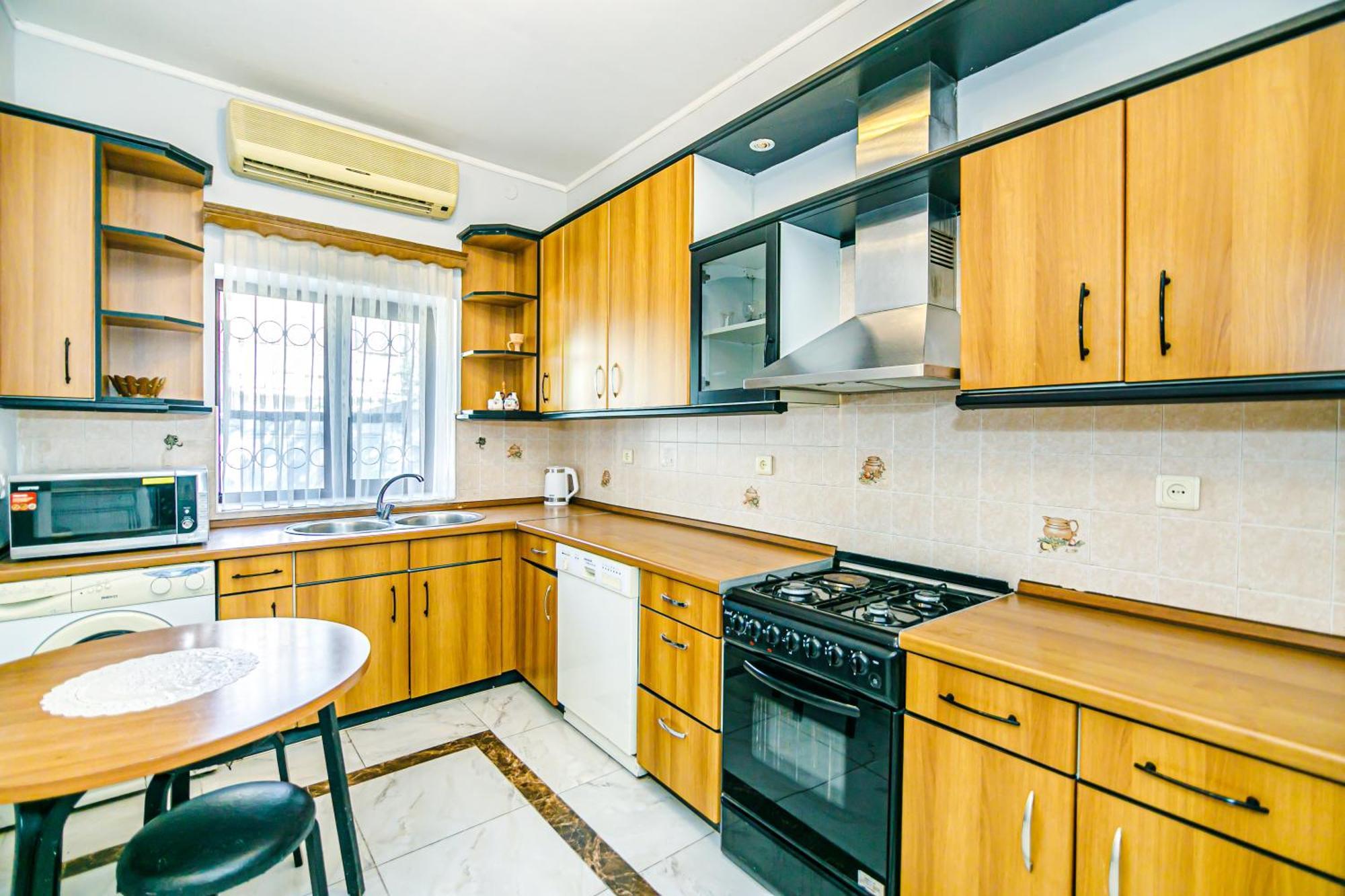 Azneft Royal Suite Apartment Sea View Bakoe Buitenkant foto