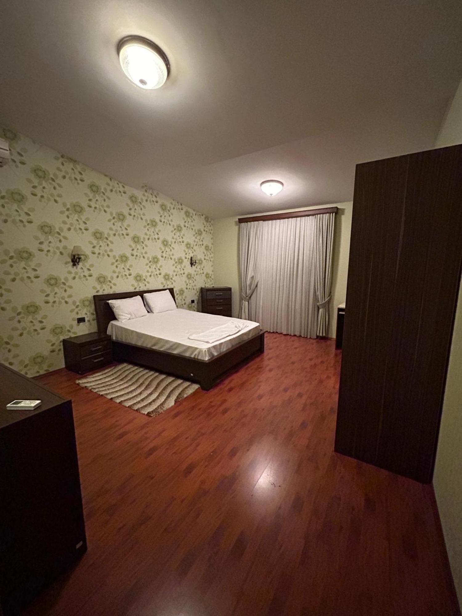 Azneft Royal Suite Apartment Sea View Bakoe Buitenkant foto